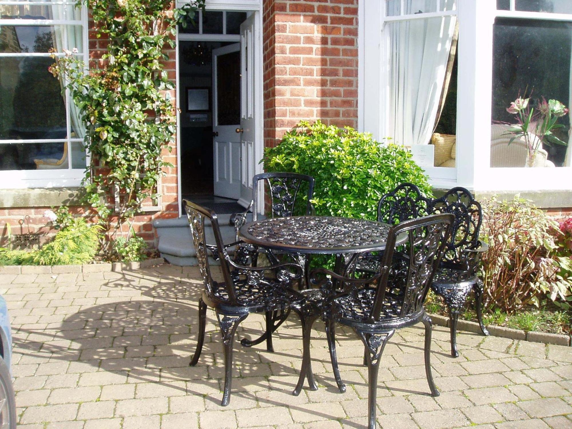 The Villa In Robin Hoods Bay Guest house